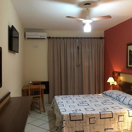 Hotel Areia Branca Caraguatatuba Bagian luar foto